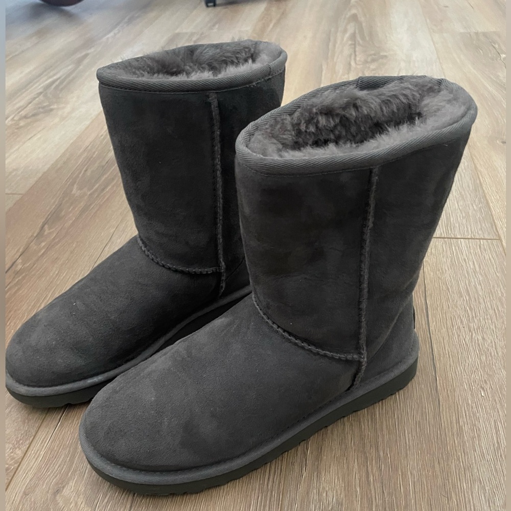 classic short grey ugg